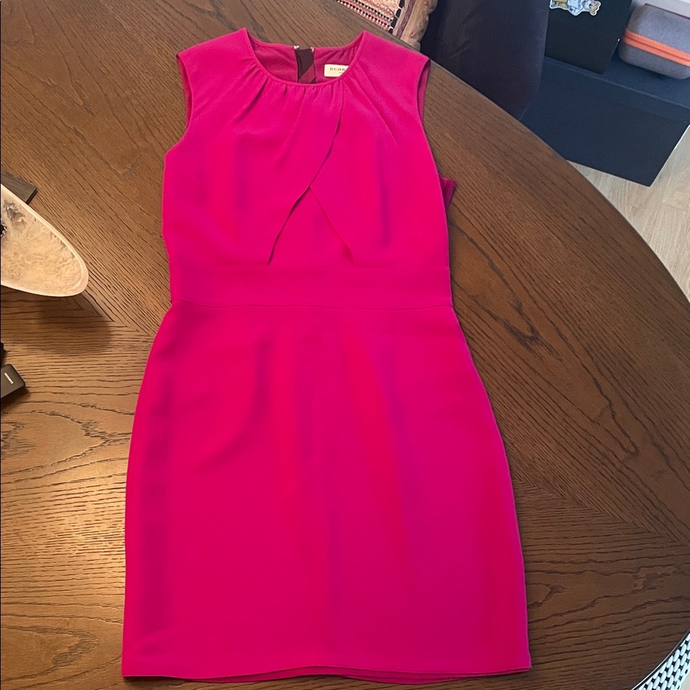 Burberry London Fuchsia Silk Dress FW 2010 Collection. TIMELESS, worn twice.
